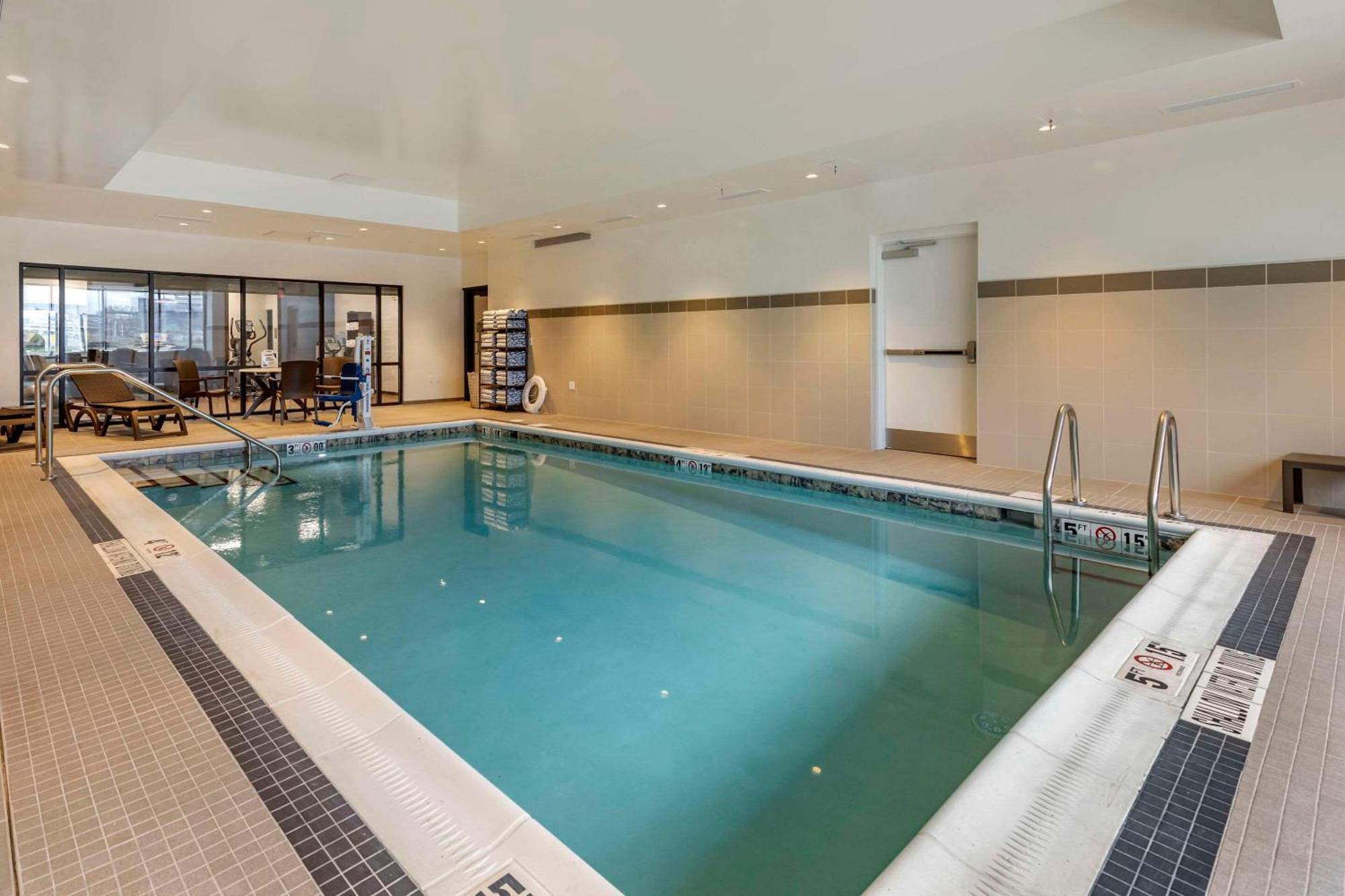 Comfort & Pittsburgh-northshore 3* Pittsburgh